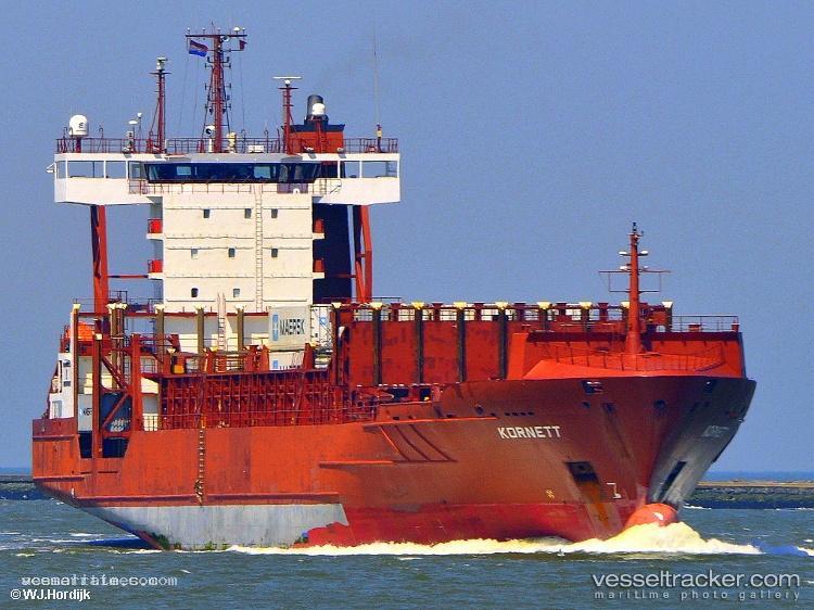 Sara-Borchard - Container Ship vessel registered in Portugal