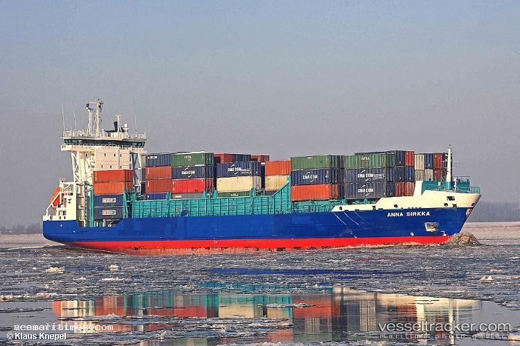 Baltic-Whale - Container Ship vessel registered in Antigua and Barbuda