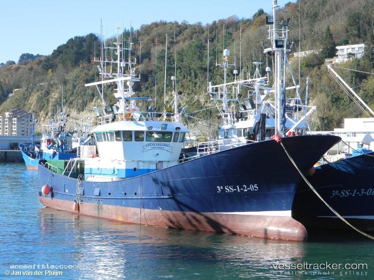 Itsas-Lagunak - Fishing Vessel vessel registered in Spain
