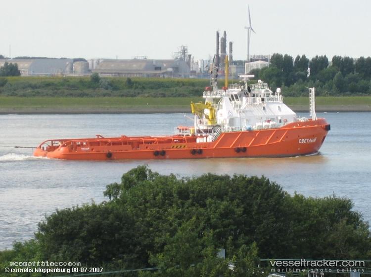 Svetlyy - Offshore Tug Supply Ship vessel registered in Russia