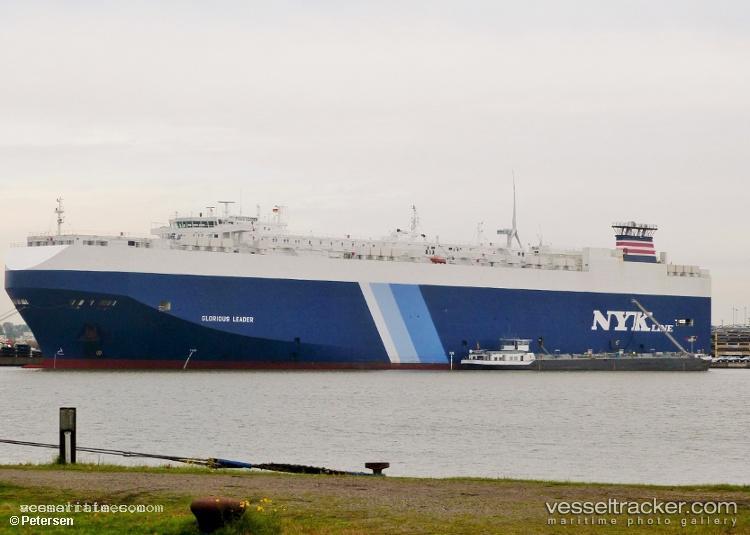 Glorious-Leader - Vehicles Carrier vessel registered in Bahamas
