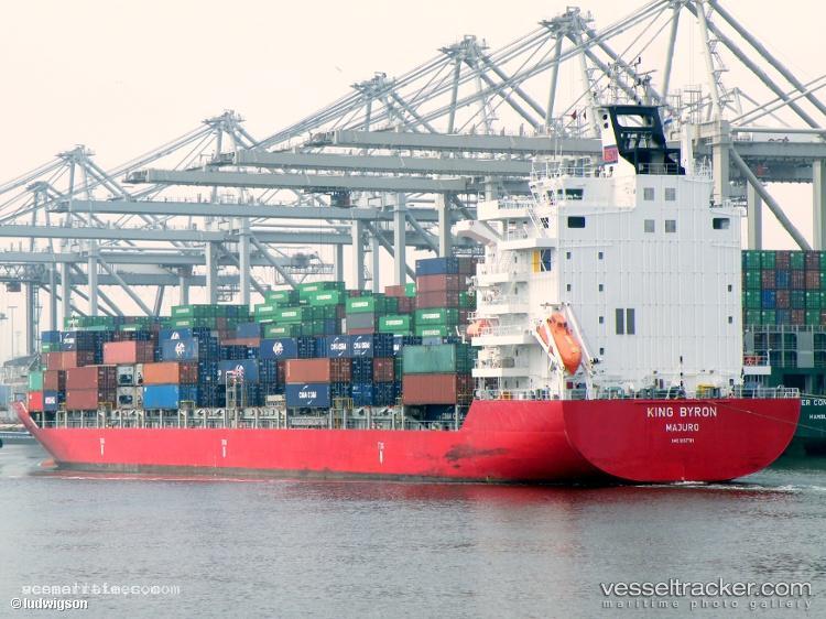 Hansa-Colombo - Container Ship vessel registered in Marshall Islands