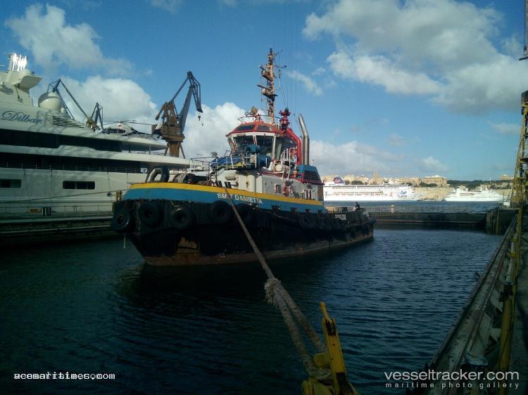 Afrik-Enyi - Tug vessel registered in Nigeria