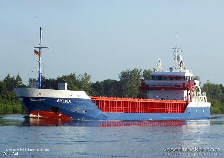Gotland - Cement Carrier vessel registered in Netherlands