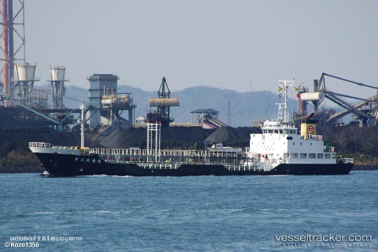 Tenryumaru-No.3 - Oil Products Tanker vessel registered in Japan