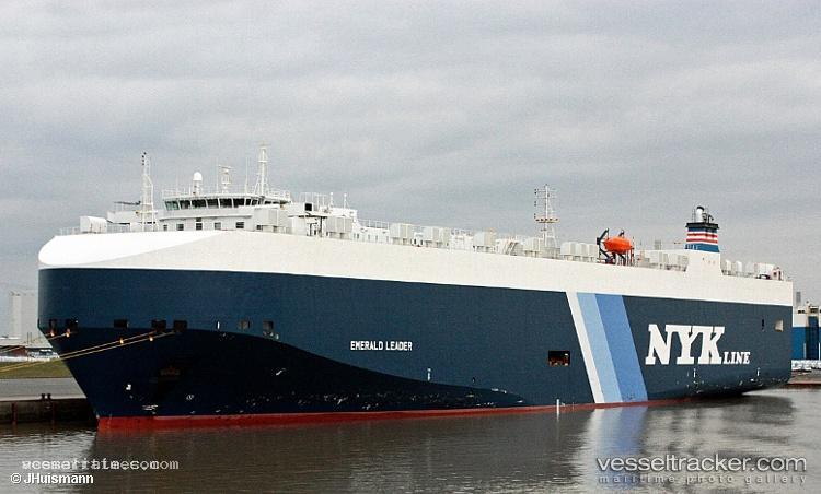 Emerald-Leader - Vehicles Carrier vessel registered in Bahamas