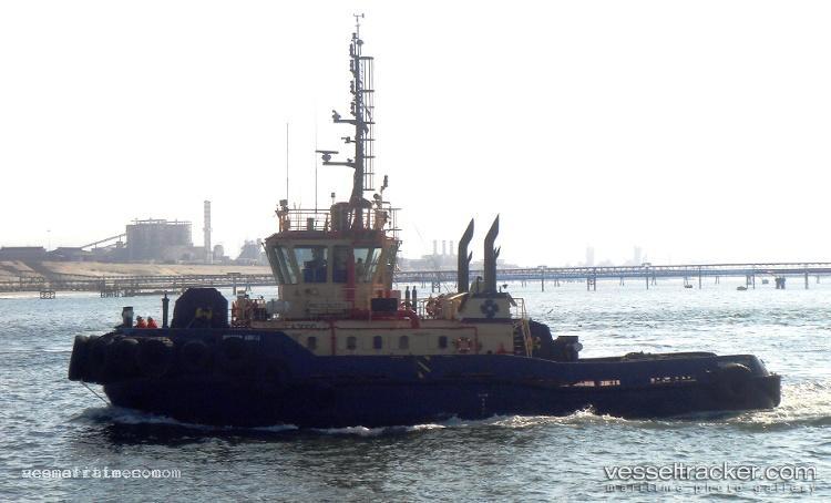 Pirehueico - Tug vessel registered in Chile