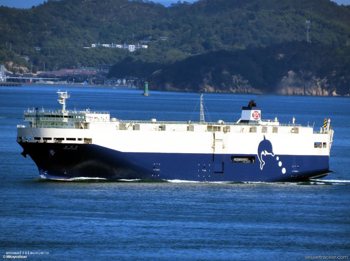 Houtoku-Maru - Vehicles Carrier vessel registered in Japan