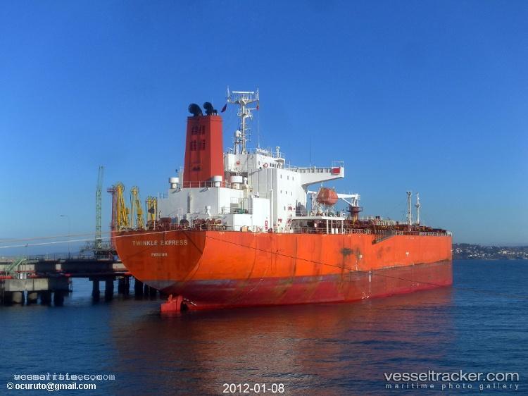 Twinkle-Star - Oil Products Tanker vessel registered in Marshall Islands