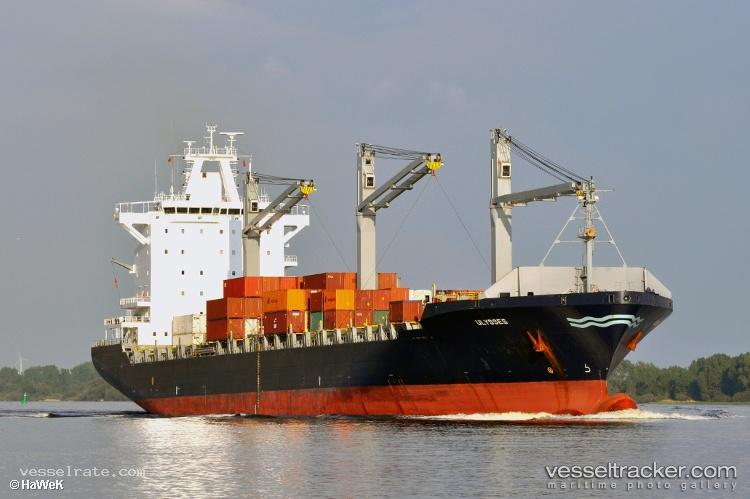 Bfad-Pacific - Container Ship vessel registered in Liberia