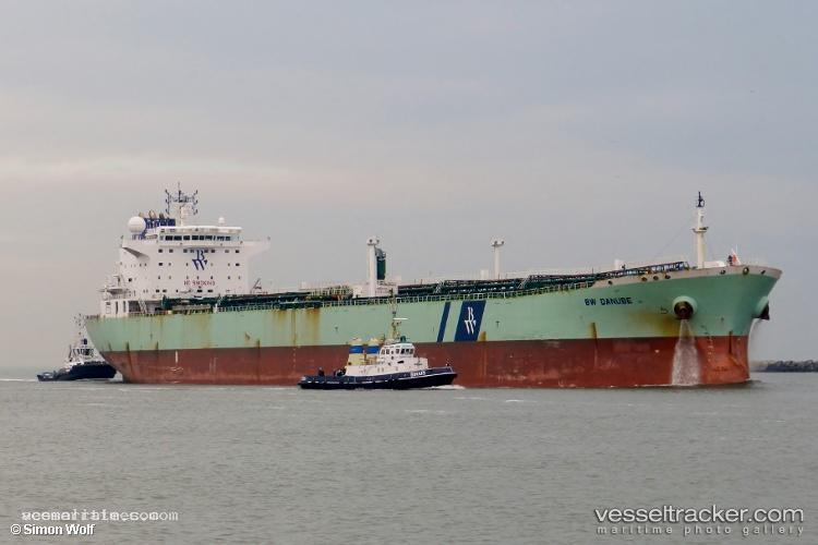 Pm-Monarch - Oil Products Tanker vessel registered in Singapore