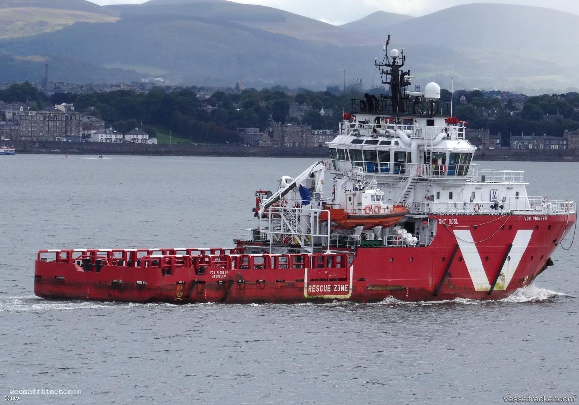 Vos-Pioneer - Offshore Tug Supply Ship vessel registered in United Kingdom