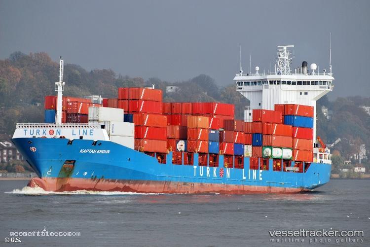 Zim-Australia - Container Ship vessel registered in Liberia