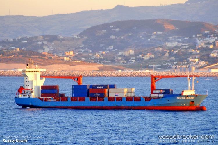 Cfs-Horizon - Container Ship vessel registered in Singapore