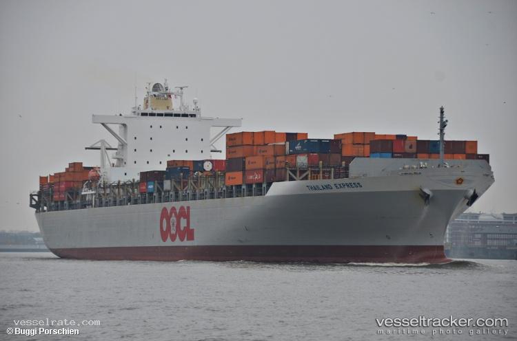 Bremen-Belle - Container Ship vessel registered in Singapore