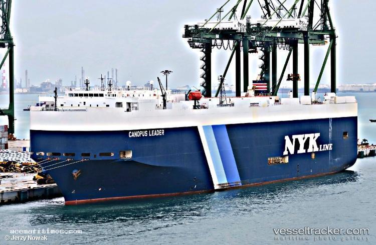 Canopus-Leader - Vehicles Carrier vessel registered in Singapore