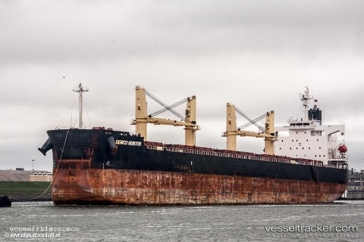Genco-Hunter - Bulk Carrier vessel registered in Marshall Islands
