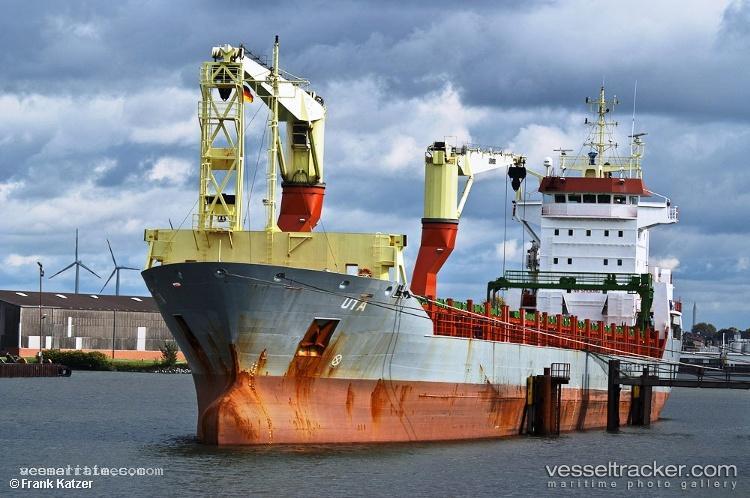Onego-Bayou - Multi Purpose Carrier vessel registered in Antigua and Barbuda