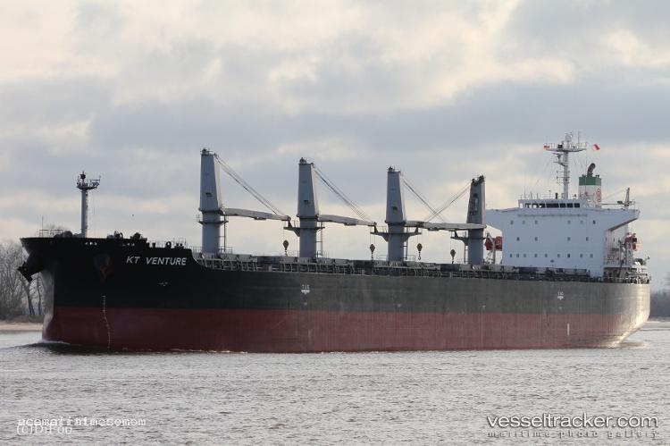 Jin-An - Bulk Carrier vessel registered in Hong Kong