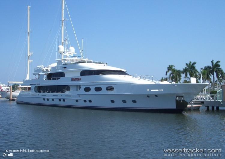 Crili - Service Ship vessel registered in Cayman Islands