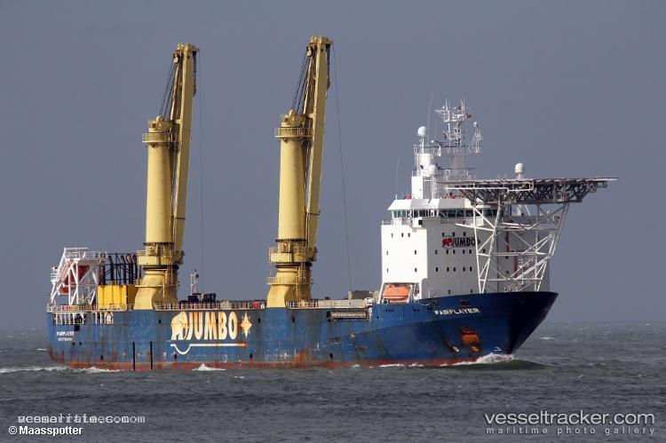 Fairplayer - Heavy Load Carrier vessel registered in Netherlands