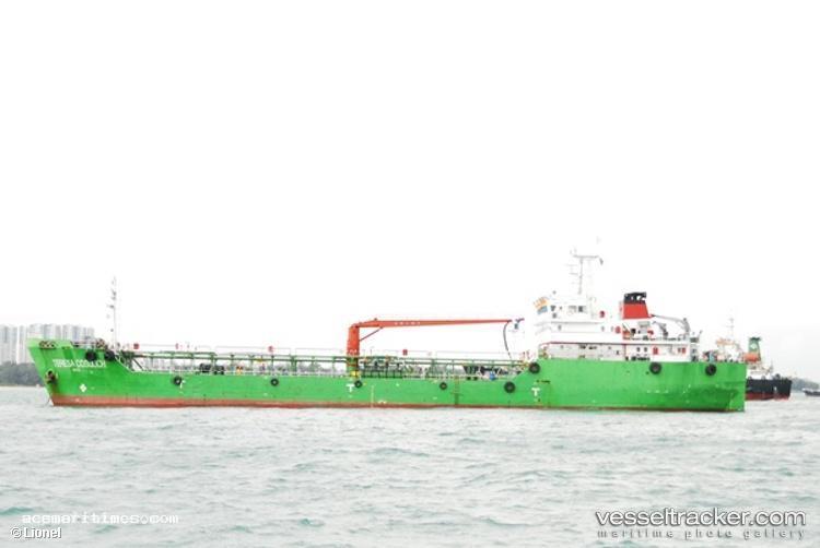 Callisto - Oil Products Tanker vessel registered in Singapore