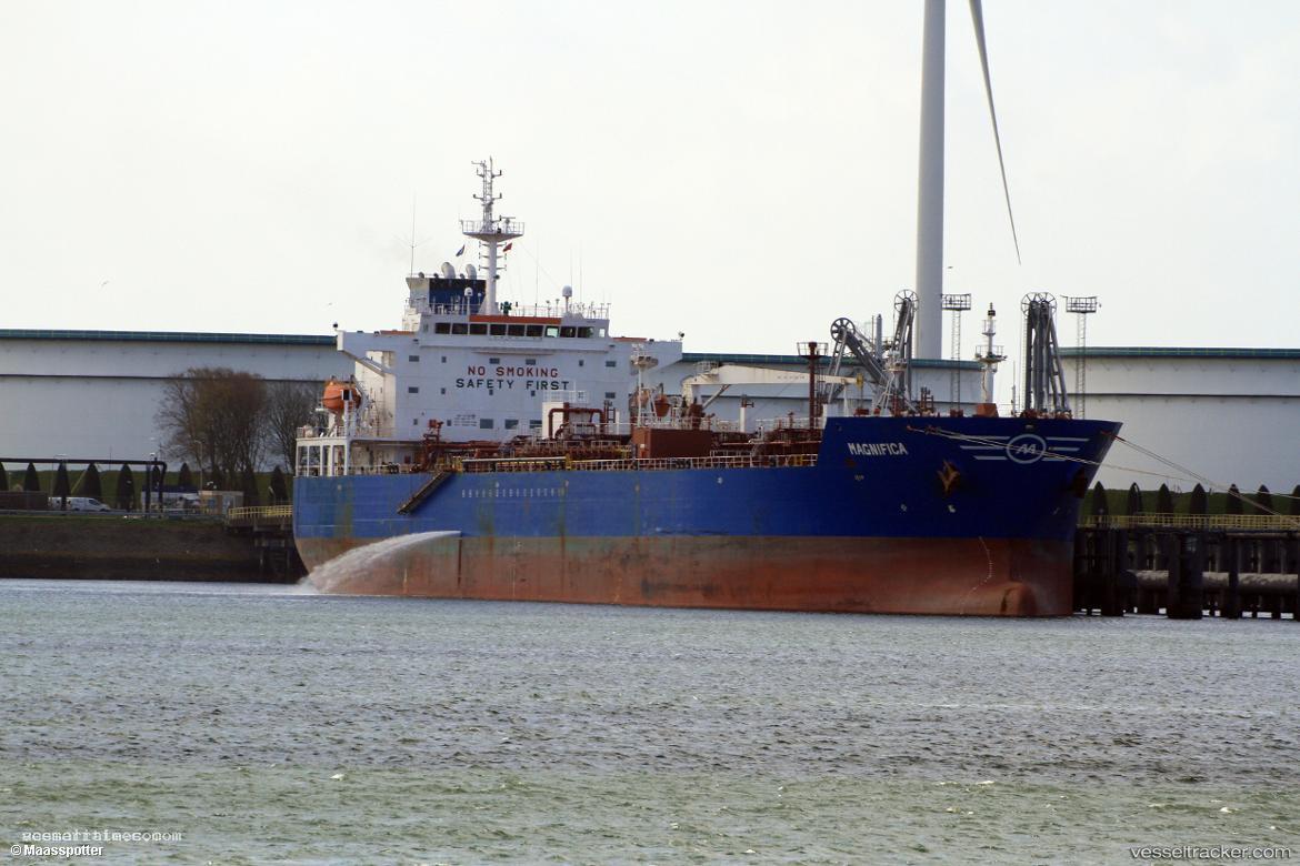 Magnifica - Chemical Oil Products Tanker vessel registered in Italy