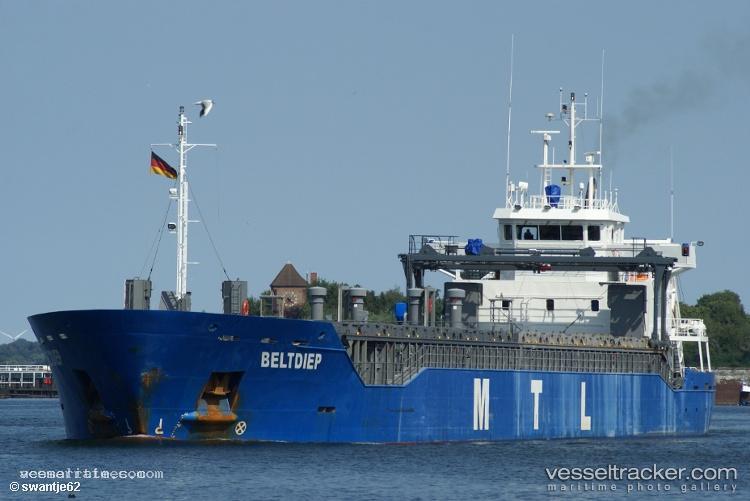 Kariliis - General Cargo Ship vessel registered in Antigua and Barbuda