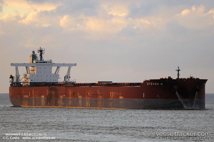 Steven-N - Ore Carrier vessel registered in Liberia