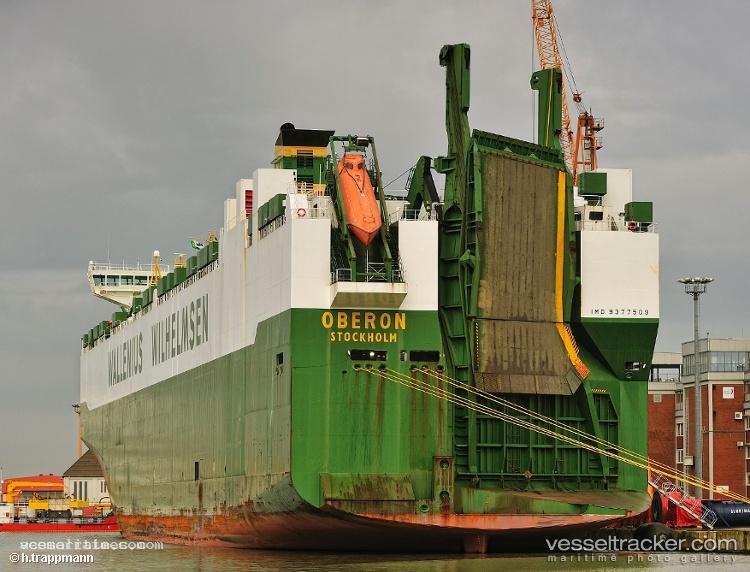 Oberon - Vehicles Carrier vessel registered in Sweden