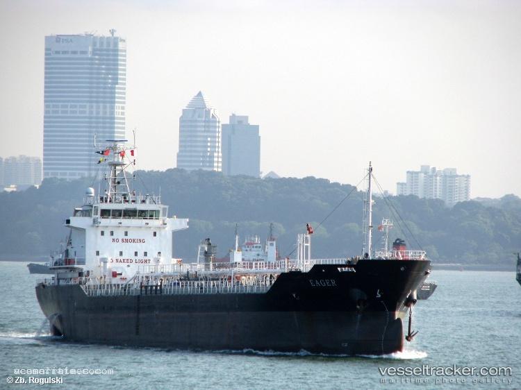 Eager - Oil Products Tanker vessel registered in Singapore