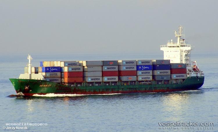 Contship-Uno - Container Ship vessel registered in Liberia