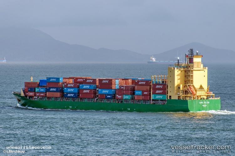 Cape-Felton - Container Ship vessel registered in Marshall Islands