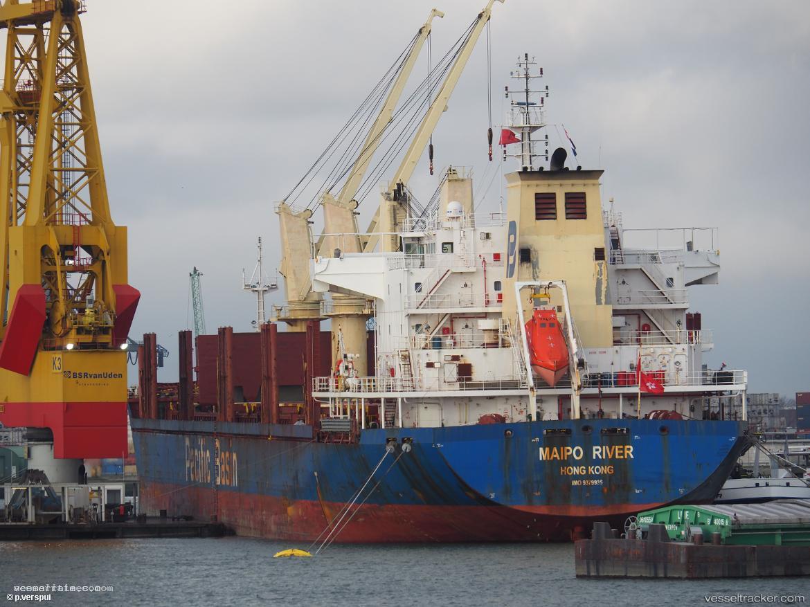 Maipo-River - Bulk Carrier vessel registered in Hong Kong