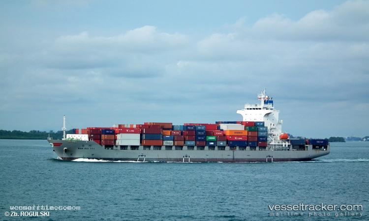 Wan-Hai-171 - Container Ship vessel registered in Hong Kong