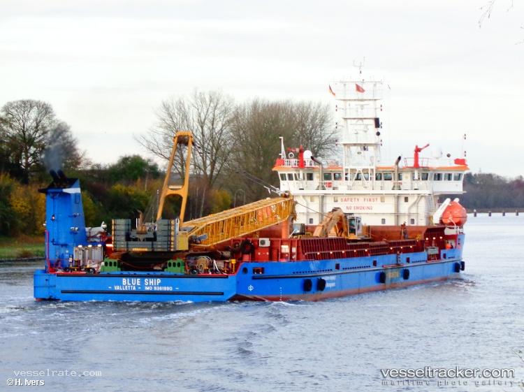 Blue-Sky - Deck Cargo Ship vessel registered in Palau