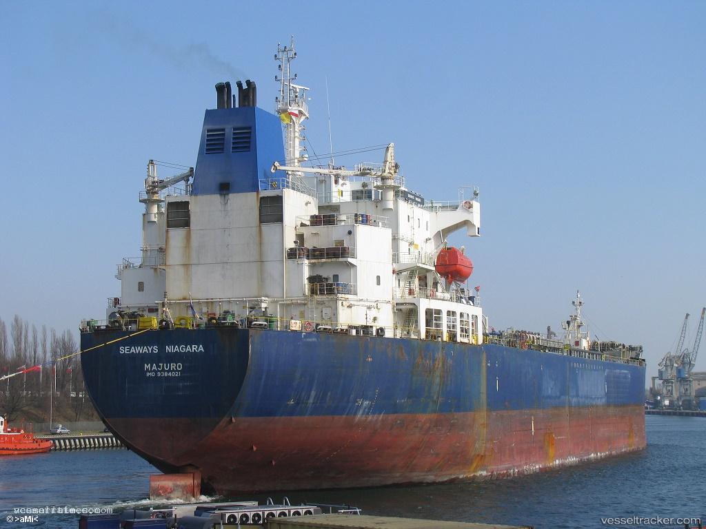 Oaktree - Chemical Oil Products Tanker vessel registered in Liberia