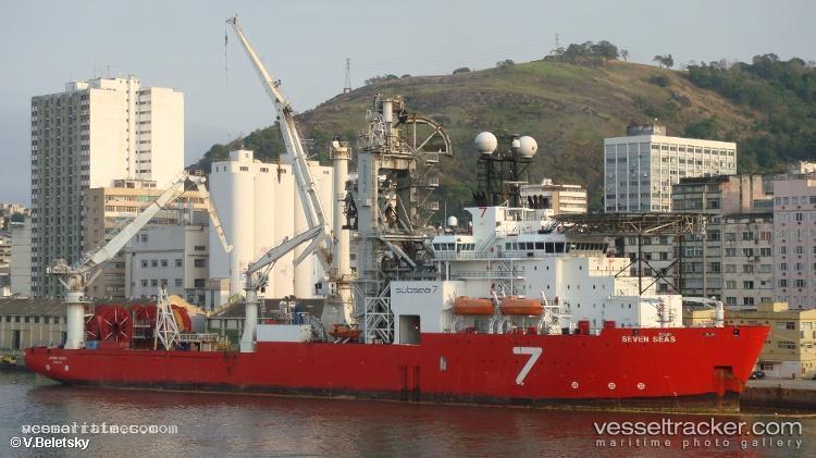 Seven-Seas - Pipe Layer vessel registered in United Kingdom
