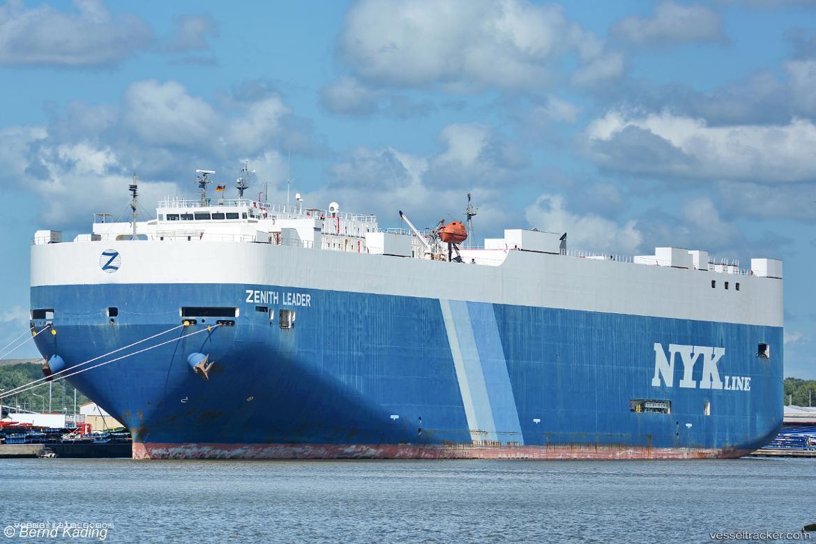 Zenith-Leader - Vehicles Carrier vessel registered in United Kingdom