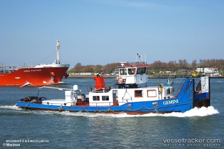 Hamourai - Service Ship vessel registered in Saint Vincent and the Grenadines