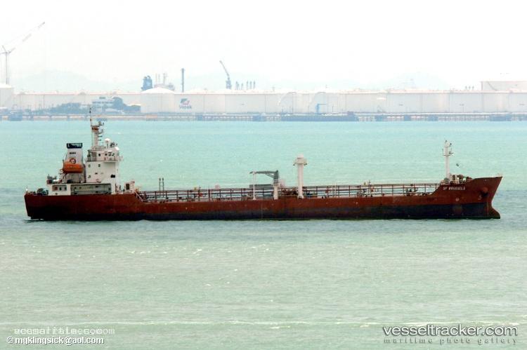 Mt-Maximus - Oil Products Tanker vessel registered in Panama