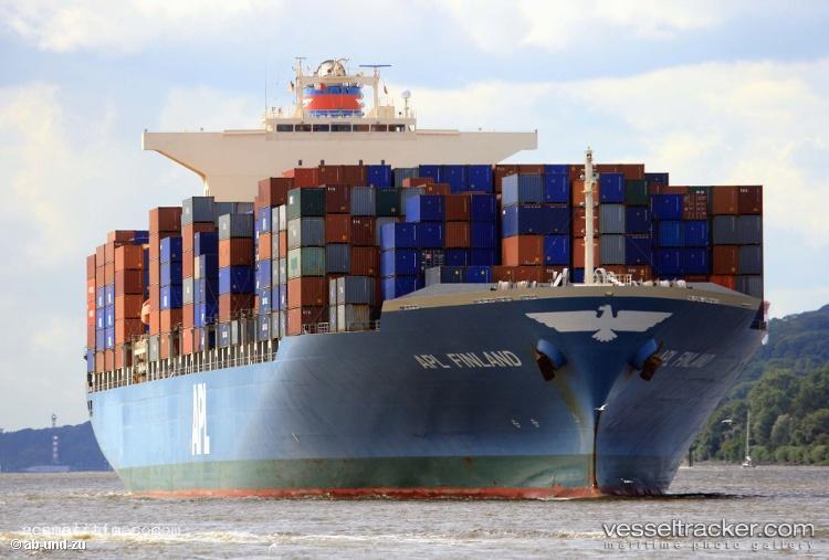 One-Continuity - Container Ship vessel registered in Hong Kong