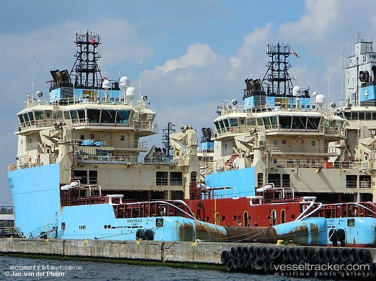 Maersk-Traveller - Offshore Tug Supply Ship vessel registered in Brazil