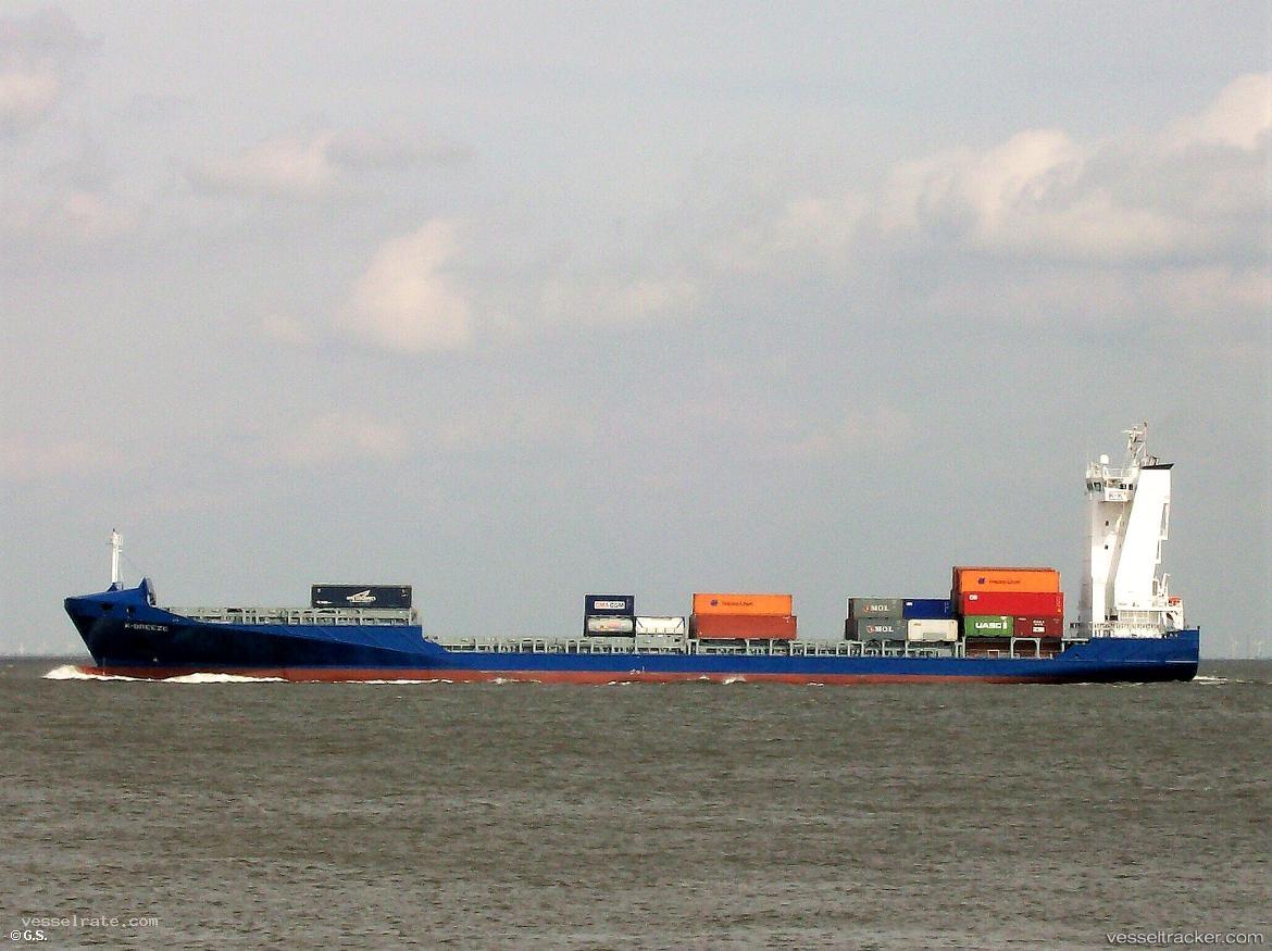 Breeze - Container Ship vessel registered in Antigua and Barbuda