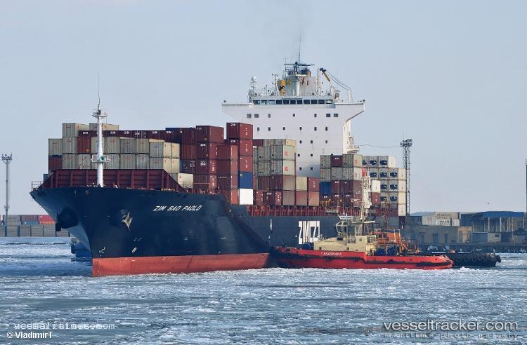 Merve-A - Container Ship vessel registered in Malta