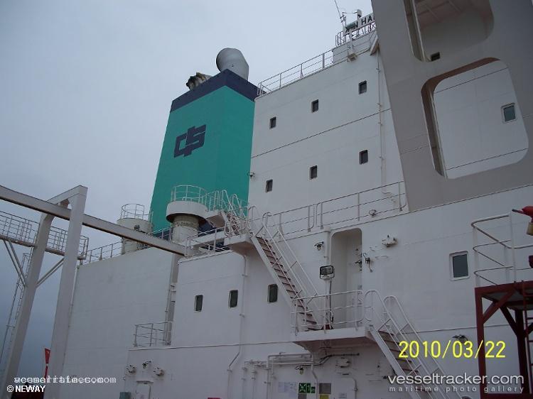 Xin-Han-Yang - Crude Oil Tanker vessel registered in Hong Kong