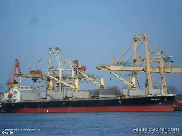 Vega-Stetind - Bulk Carrier vessel registered in Marshall Islands