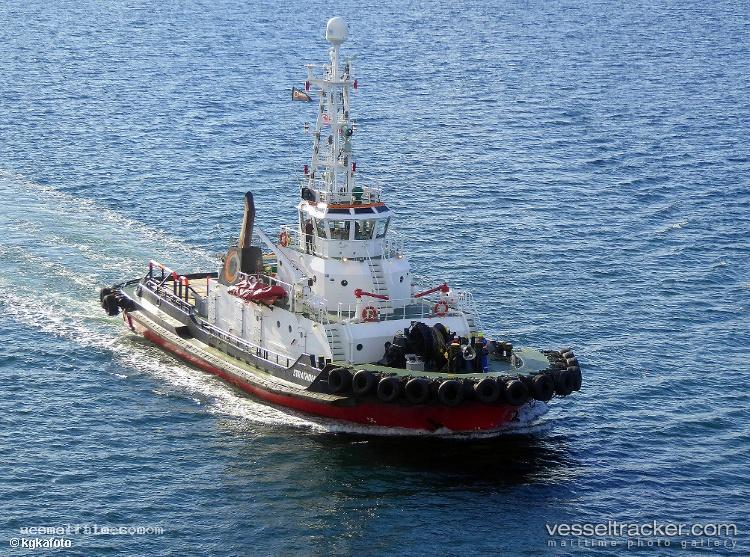 Vb-Strathdee - Tug vessel registered in United Kingdom