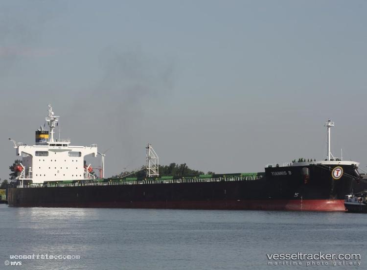 Yiannis-B - Bulk Carrier vessel registered in Liberia