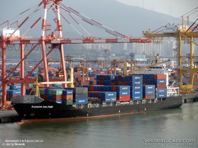 Warnow-Dolphin - Container Ship vessel registered in Cyprus
